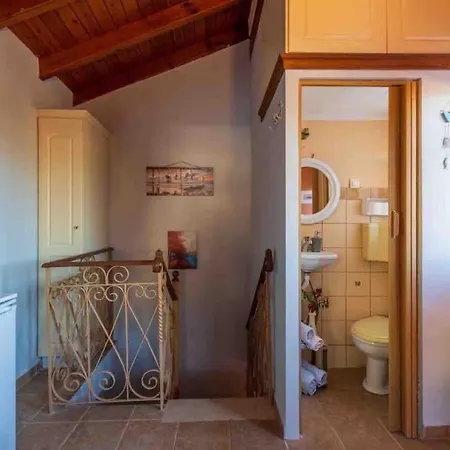 Contessa Stamy Agios Matthaios (Corfu)